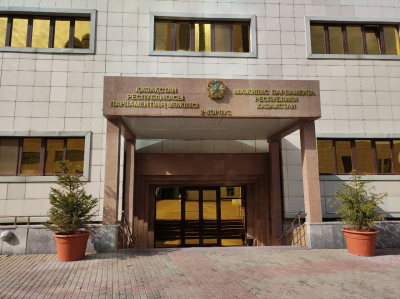 Мажилис одобрил получение займа Казахстаном от МБРР