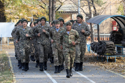 Новобранцы пополнили войска