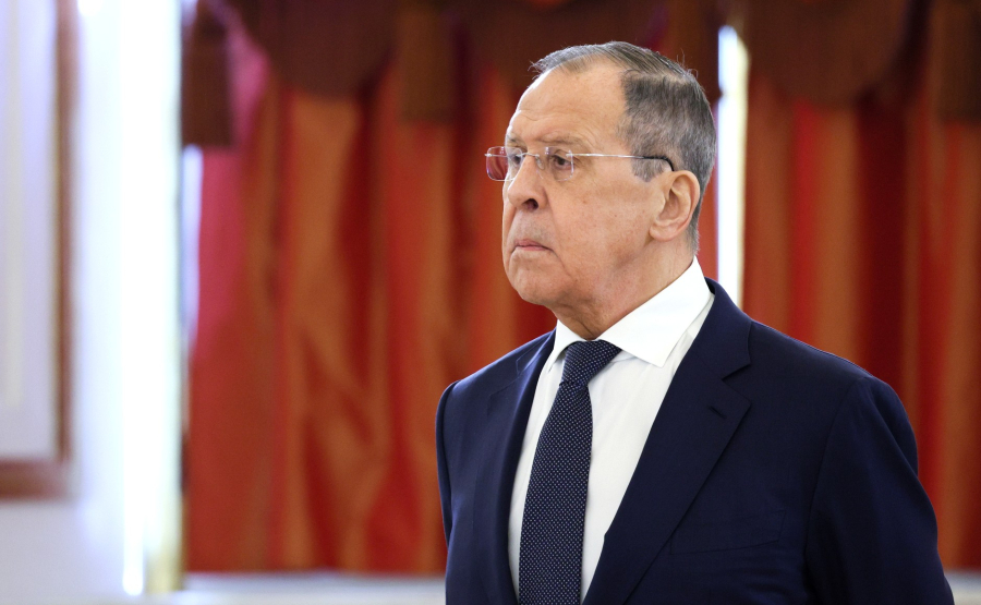 Лавров: России и Китаю надо полагаться на собственные силы
