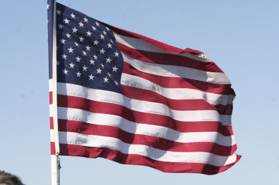 Reuters: В посольстве США в Эр-Рияде после взрыва вспыхнул пожар