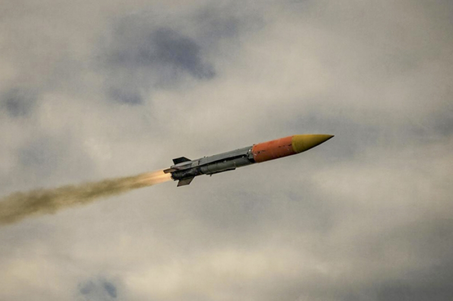 Атака в два этапа: США и Израиль нанесли мощный удар по ядерному реактору в Иране